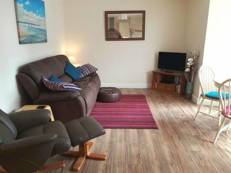 Juno - Apartment In The Heart Of Newquay New Quay Exteriör bild
